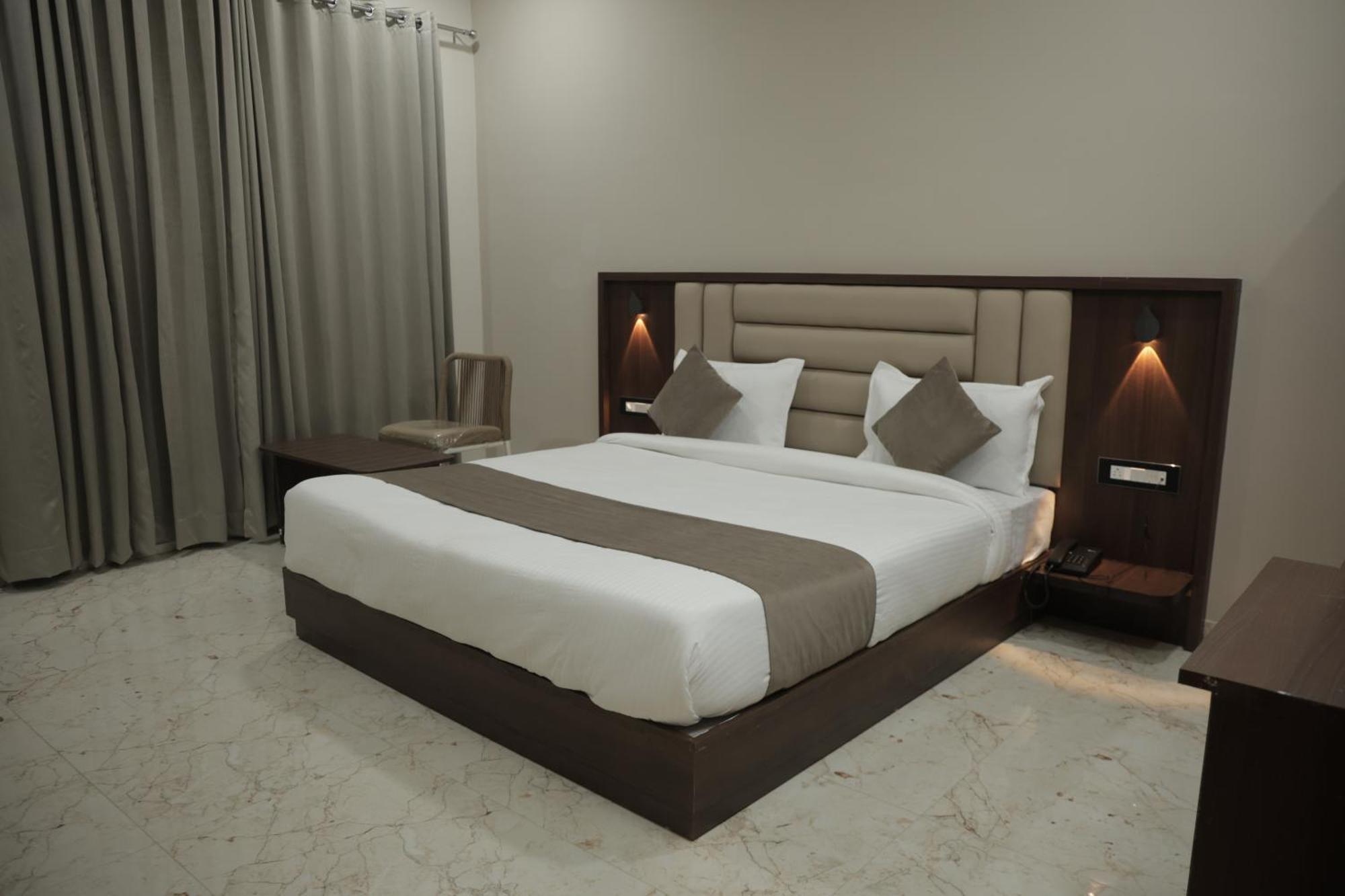 Hotel The Rainbow 3*